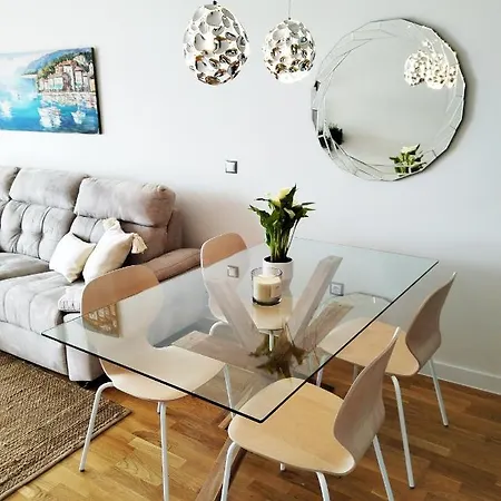Luxury Infinity View Apartment *